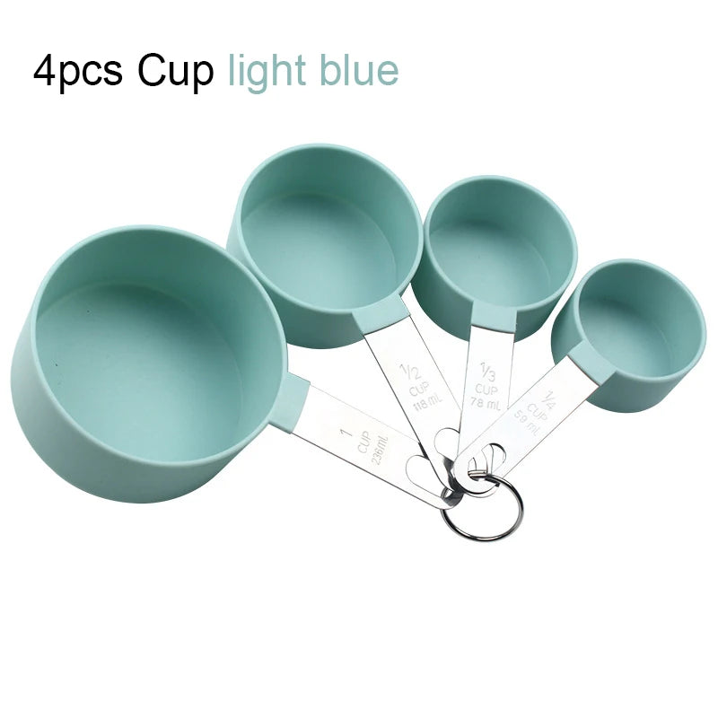 Measuring cup for baking